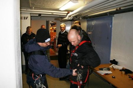 07 montering av 6m yagi 2009 04