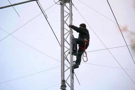 16 montering av 6m yagi 2009 04