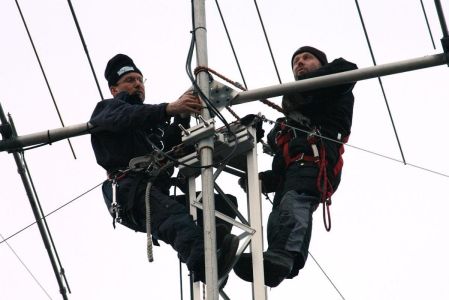 25 montering av 6m yagi 2009 04