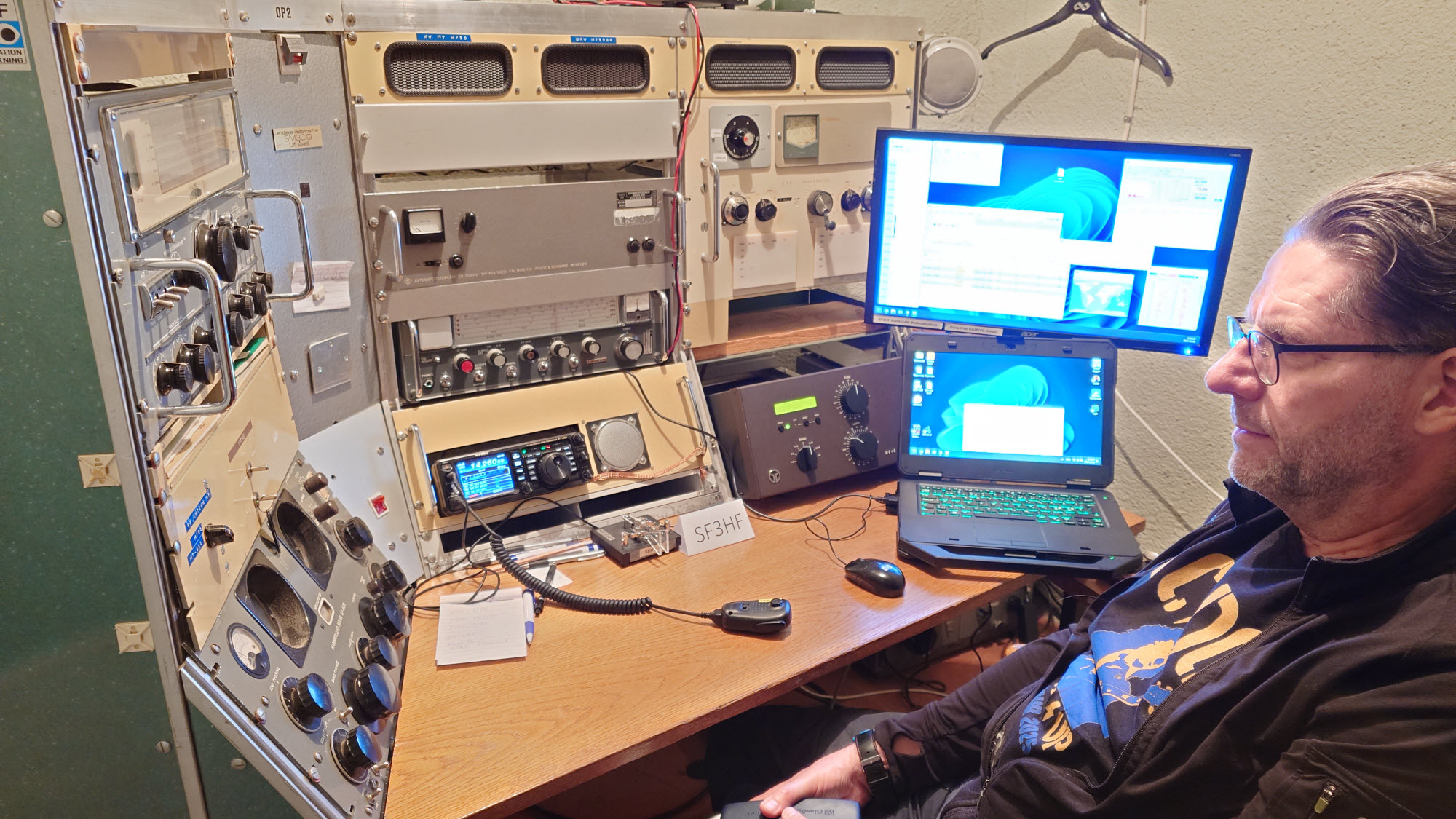 SM2MTR, Per vid en av stationsplatserna